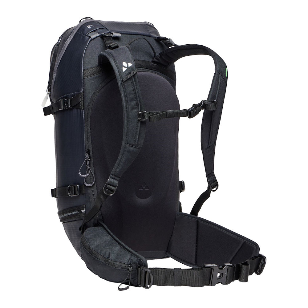 MONVISO 32 BLACK SAMPLE
