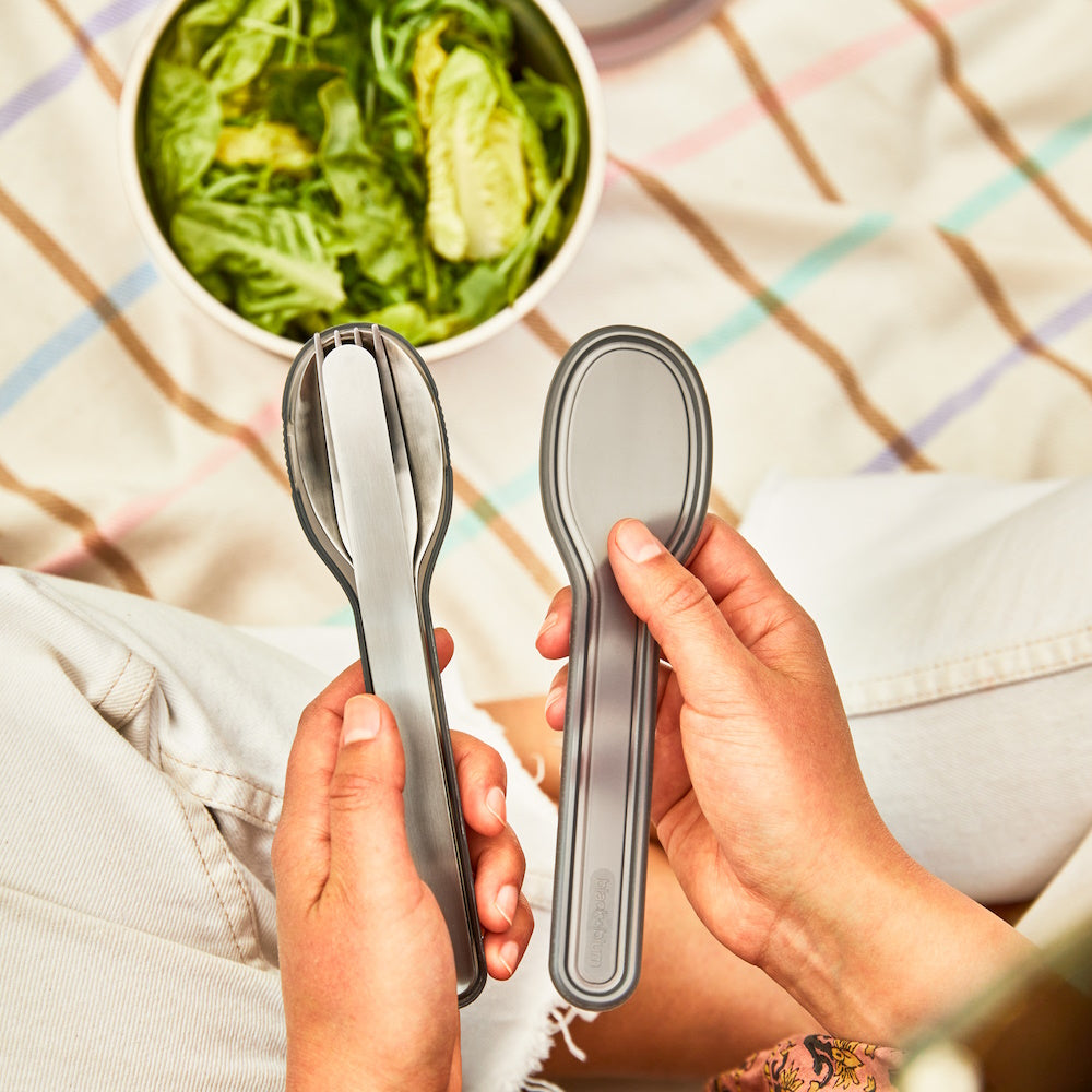 CUTLERY SET & CASE