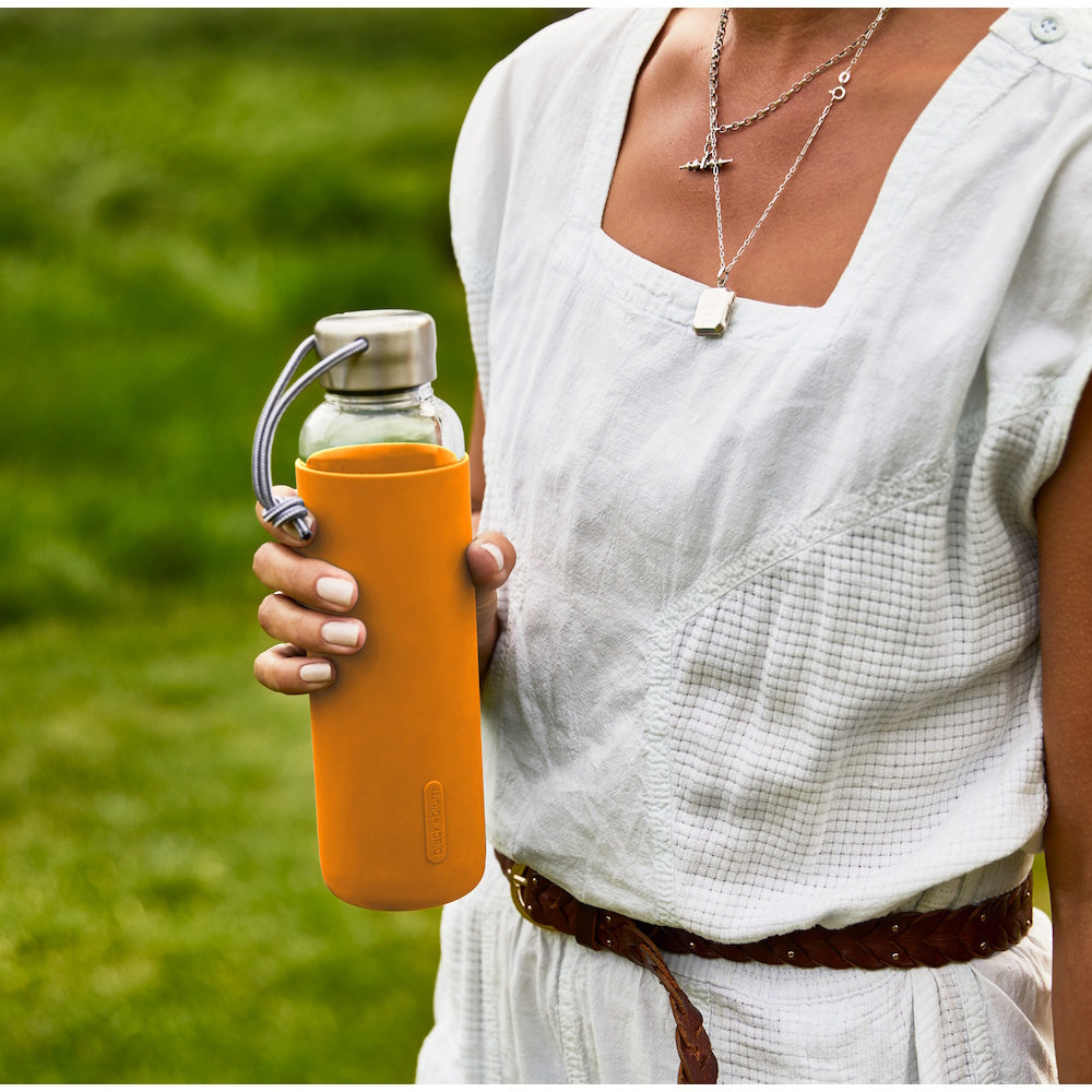 GLASS WATER BOTTLE 600ML