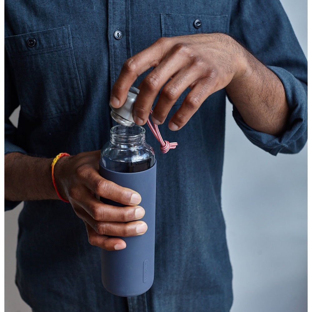 GLASS WATER BOTTLE 600ML